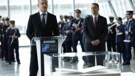 "MAĐARSKA JE PONOSNA ČLANICA NATO" Sijarto poslao jasnu poruku celom svetu