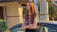 IMA NOGE DUGE 132 CM, A SVAKI DAN DOŽIVLJAVA NEPRIJATNOSTI Oglasila se žena s najdužim nogama: "Ovo mi pada najteže"