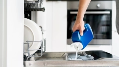 KAKO DA NAPRAVITE DOMAĆI DETERDŽENT ZA SUDO MAŠINU? Sastojci su jeftini, a sudovi će blistati