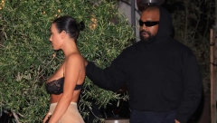 GRUDNJAK I PROZIRNE NAJLONKE Žena Kanjea Vesta, Bjanka Sensori opet zgrozila svojim autfitom