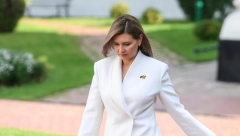 JEDAN DETALJ UZBURKAO MREŽE Žena Zelenskog izazvala gnev