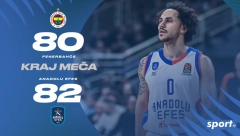 ZVEZDA DRŽI PARTIZANOVU SUDBINU U SVOJIM RUKAMA Crno-beli čuli loše vesti iz Istanbula, Efes srušio Fener posle velike drame
