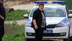 OTKRIVAMO! I MAJKU UBICE VODE NA SASLUŠANJE Jedan njen sin ubio devojčicu, a drugi mu pomogao da je zakopa