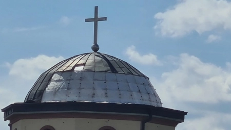 MEŠTANI CRVENČE PODIGLI CRKVU SVETOG ILIJE IZ PEPELA! Ono što su pronašli u porti zaprepastilo ih je!