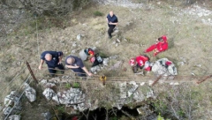 HITNO SE OGLASIO MUP U potrazi za malom Dankom silaze u jamu duboku 70 metara - OVAKO IZGLEDA POTRAGA (FOTO)