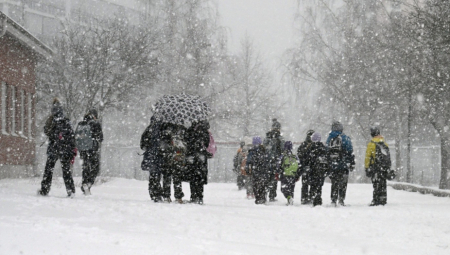 U OVOM DELU EVROPE VEJE SNEG I -25 STEPENI JE Ledena vazdušna masa se spustila na njih, dok je kod nas pravo proleće