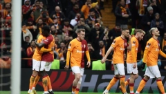 TADIĆEV FENER NAPUSTIO TEREN Galatasaraju trofej posle samo 50 sekundi (VIDEO)