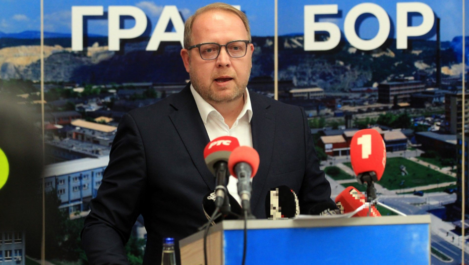 "ČUO SAM SE S DANKINIM OCEM I BAKOM" Gradonačelnik Bora održao konferenciju povodom nezapamćenog zločina