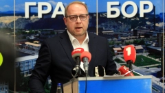 "ČUO SAM SE S DANKINIM OCEM I BAKOM" Gradonačelnik Bora održao konferenciju povodom nezapamćenog zločina