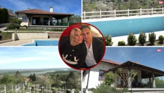 EKSKLUZIVNI SNIMCI IZ NOVE VILE JOVANE JEREMIĆ! Ogroman bazen, zidine sa svih strana, voćnjak, a tek kad vidite pogled na reku