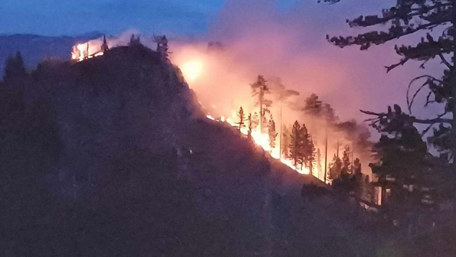 POŽAR U NP DURMITOR PRETI DA PROGUTA OGROMNA PROSTRANSTVA! Vatra bukti već treći dan