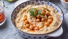 DOMAĆI HUMUS Namažite ga na hleb ili dodajte kao prilog, daje draž svakom jelu