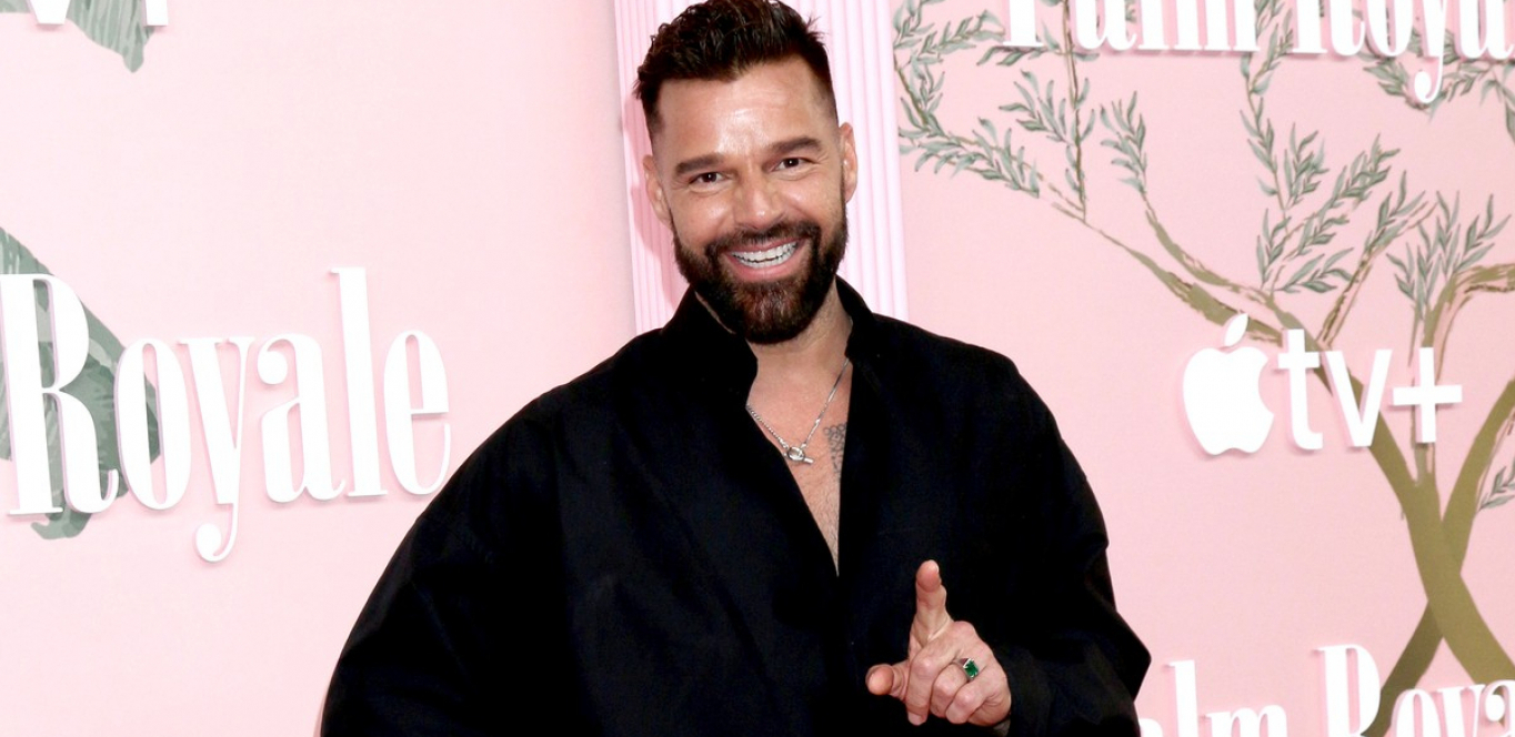 RIKI MARTIN SE OBRUKAO NA BINI! Plesač mu se uvijao u krilu, a onda je usledilo nešto o čemu priča ceo svet!