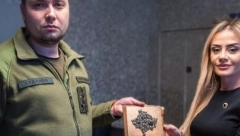BUDANOV SE SLIKAO SA MAPOM LAŽNE DRŽAVE Šef ukrajinskih obaveštajaca šokirao sve (FOTO)
