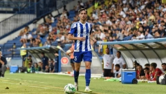 NE, OVO SE NE DEŠAVA Navijač u Crnoj Gori se OLAKŠAVAO NASRED STADIONA, neverovatan snimak kruži društvenim mrežama (VIDEO)