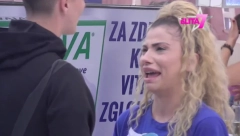 KLOŠARKO SMRDLJIVA, ŽELIŠ POPULARNOST PREKO GEJ VEZE! Skandalozna svađa Bojane i Anđele, ori se Bela kuća!