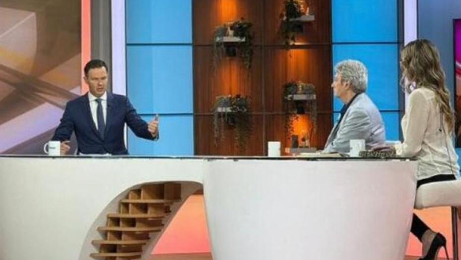 "VUČIĆ JE JUTROS PISAO MAKRONU I ŠOLCU" MInistar Mali: NIkada nije bio ovoliko zabrinut