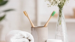 KOLIKO ČESTO TREBA MENJATI ČETKICU ZA ZUBE?  Nećete verovati čime joj možete produžiti rok trajanja