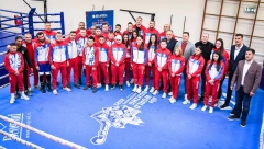 Ministar sporta Zoran Gajić posetio srpske boks reprezentativce uoči seniorskog EP u Beogradu