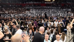 HRVATI BRUJE O TRANSPARENTU IZ ARENE Evo šta su imali da kažu o poruci navijača Partizana