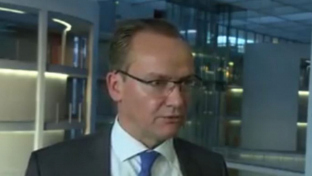 "BOJKOT NIJE DOBAR POTEZ" Nemački poslanik: "Stranke treba da preuzmu odgovornost u parlamentu, ne izvan njega"