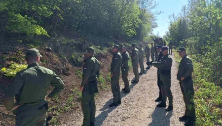 ŽANDARMERIJA PONOVO NA TERENU Hitno se oglasio MUP, proverava se novi potez u potrazi za telom Danke Ilić (FOTO)