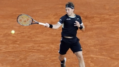 OSVETIO JE LAJOVIĆA Novakov dželat srušio Cicipasa i došao do trofeja u Barseloni