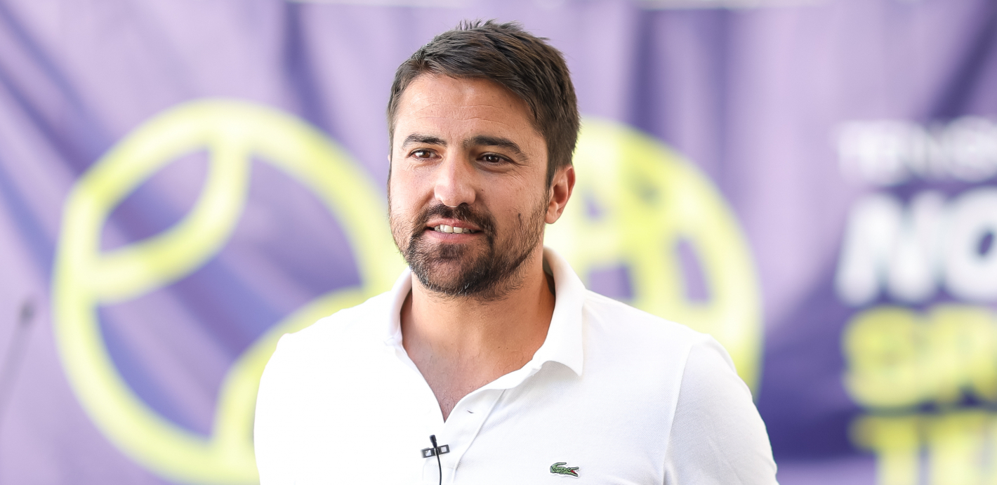 "DANIMA PLAČEM, NE IZLAZIM IZ KUĆE" Janko Tisparević bio je u vezi sa ovom poznatom vodteljkom