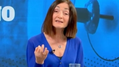 MARINIKA TEPIĆ PONAVLJALA TEZU NAŠIH NEPRIJATELJA O LAŽNOM GENOCIDU U SREBRENICI! Smajlović ponovila SUROVU istinu o opoziciji