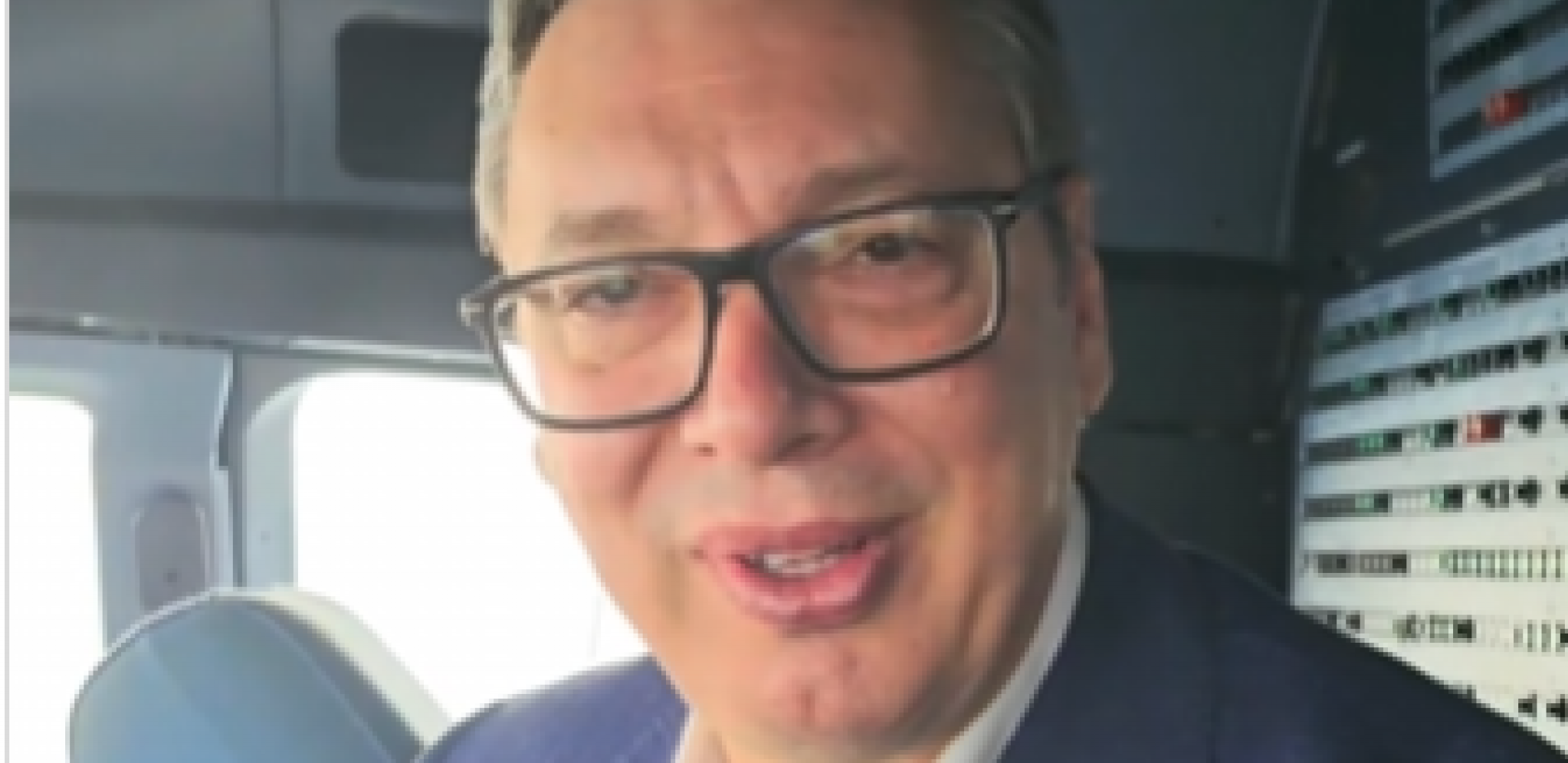 "EVO ME U KABINI SLAVIŠE I MLADENA..." Vučić se oglasio iz pilotske kabine (VIDEO)