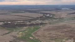 ŠTA RADE BRE OVI!? Ukrajinci se krste i nogama i rukama, Rusi vratili "konjicu" na bojišta: Taktika je uspela! (VIDEO)