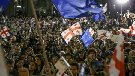 HAOS U GRUZIJI Masovni protesti zbog zakona o "stranim agentima"  (VIDEO)