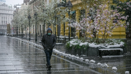 PREDODREĐUJE OSTATAK GODINE Sneg u aprilu ima moćnu simboliku
