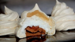 POSNE PUSLICE OD ČOKOLADE I ORAHA Neodoljivi sitni kolači koji se pojedu u jednom zalogaju