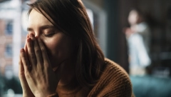 "ŽENE NE SMEJU DA NAPRAVE GREŠKU KAO JA" Očajnički sam želela dete, prišla sam mu i tražila broj