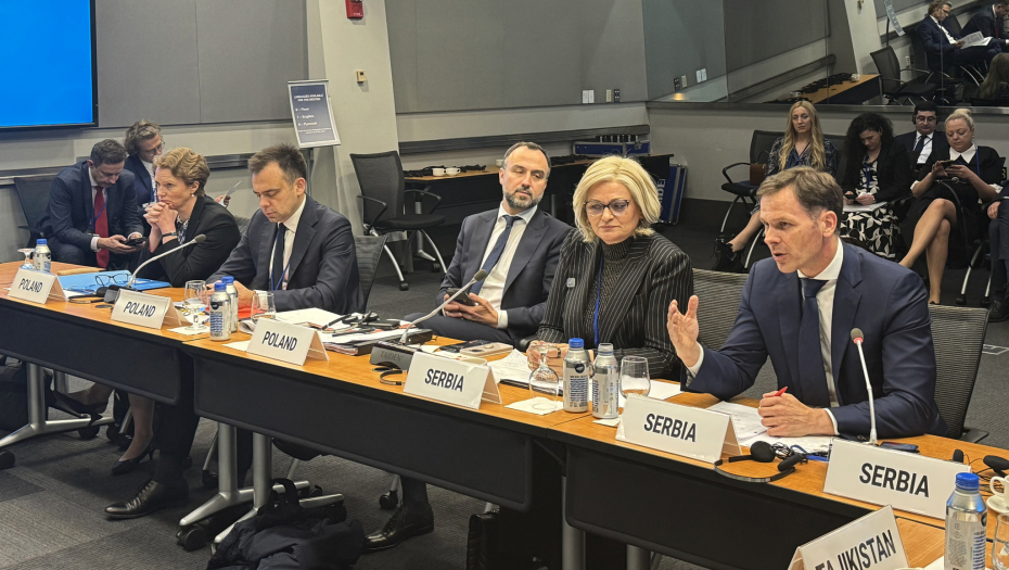 MOĆNA PORUKA MINISTRA FINANSIJA IZ VAŠINGTONA: "Srpska ekonomija raste, sledeće godine ivesticioni rejting"