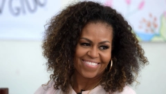 MIŠEL OBAMA OBJAVILA KNJIGU Bivša prva dama SAD proslavila veliki uspeh špijunskom akcijom, ovo je hit!