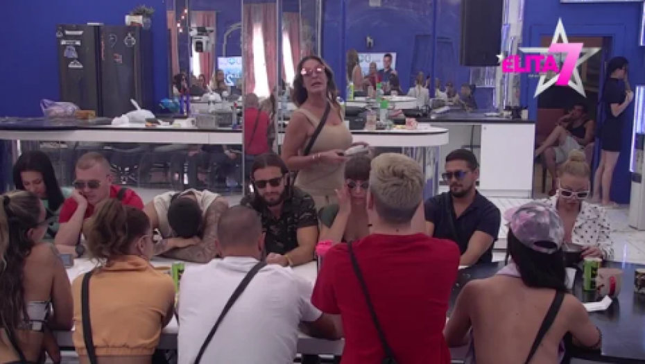 PREVARANT, SVE SMO SAZNALI! Milena Kačavenda žestoko izvređala Aneli Ahmić, progovorila o njenim tajnama, haos u Eliti!