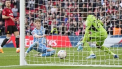 JUNAJTED SE SPASAO BRUKE Koventri od 0:3 do 3:3, VAR poništio gol u 120. minutu, Onana zakazao derbi sa Sitijem u finalu