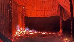 ZAPALJEN PLANINARSKI DOM KOD TUTINA Gorela 3 objekta (FOTO)