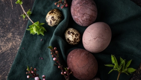 NAJLEPŠA TEHNIKA FARBANJE JAJA U VINU Prirodno kristalna svetlucava jaja za Vaskrs