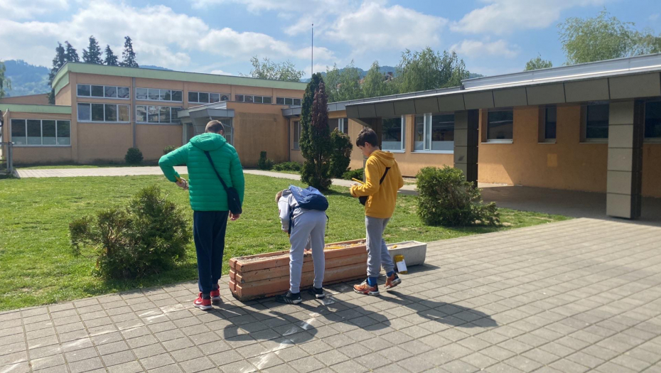 BANJA LUKA ZAVIJENA U CRNO Pedagog OŠ Branko Radičević poginula u stravičnoj nesreći