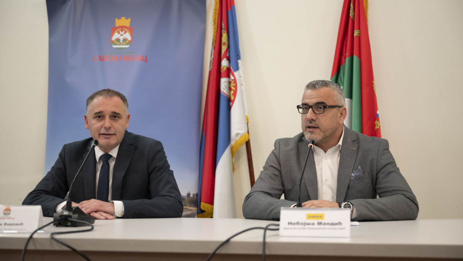 AMSS I OPŠTINA SAVSKI VENAC ZAJEDNO GRADE DOBRE NAVIKE: Podeljeno više od 100 besplatnih auto-sedišta za decu do tri godine!
