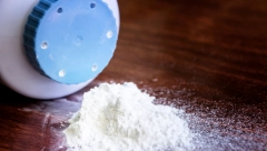 Zašto svaka kuća treba da ga ima: Bebi puder rešiće vas sto muka