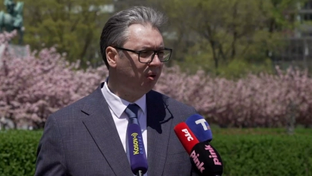 NAŠA POZICIJA JE VEOMA TEŠKA! Vučić iz Njujorka: Rezolucijom o Srebrenici želite da nametnete kolektivnu krivicu jednom narodu