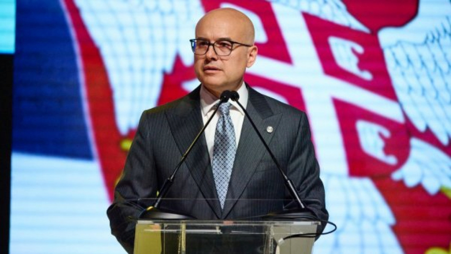 NOVI SAD ME JE OBLIKOVAO KAO POLITIČARA I ČOVEKA Premijer Vučević: Zahvalan sam Novosađanima što sam imao priliku da vodim Grad, politika se ne gradi na lažnom humanitarizmu