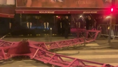 DRAMA U PARIZU Pao simbol Mulen ruža (VIDEO)
