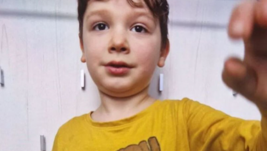 NESTALOG DEČAKA (6) TRAŽE UZ POMOĆ HELIJUMSKIH BALONA Strahuju da nije zalutao na TERITORIJU VUKOVA!