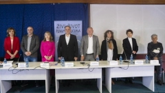 "LEKARI SU NA RENDGENU PLUĆA ODMAH VIDELI DA IMAM RAK" Beograđanka Petra na pregled otišla zbog problema sa grlom, a ovako je pobedila karcinom