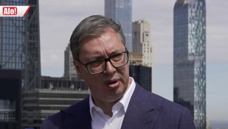 JEZIVI NAPADI NA VUČIĆA I NJEGOVU PORODICU Dok se predsednik lavovski bori za Srbiju, neprekidno pljušte pretnje i uvrede!